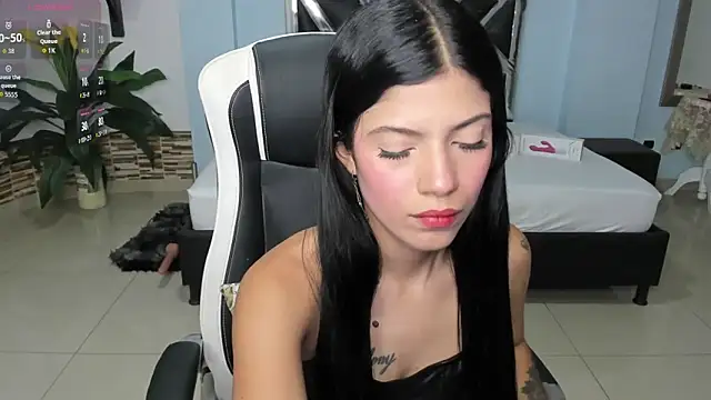 EroticAzir online show from November 20, 2025, 3:39 am