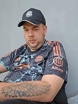 PupW0lfy online show from September 15, 2025, 10:15 am