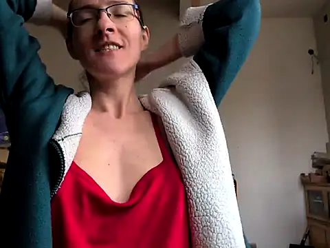 Milky hairy mommy online show from March 11, 2025, 7:04 am