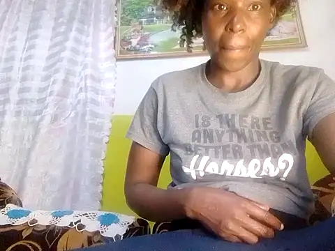 Claris2 online show from September 18, 2025, 8:00 pm