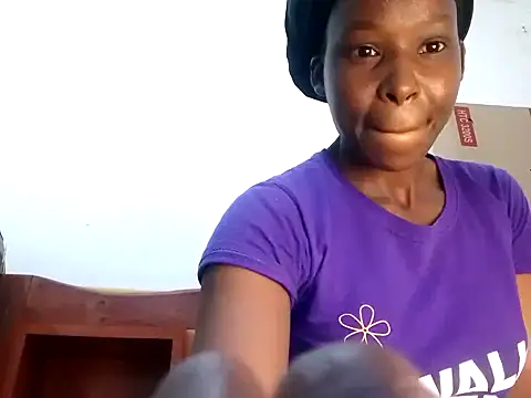 Claris2 online show from October 18, 2025, 8:09 pm