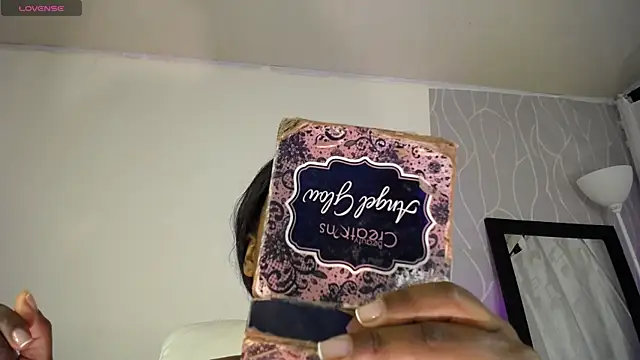 Britanymooree online show from January 9, 2025, 8:44 pm