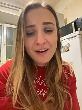 OlgaBuzzz online show from December 30, 2024, 1:03 pm