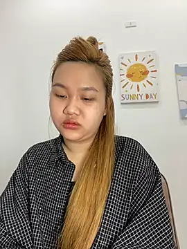 Odette68 online show from February 25, 2026, 12:42 am