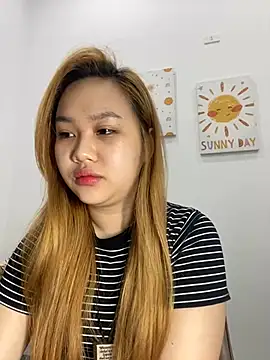 Odette68 online show from March 20, 2026, 11:53 pm