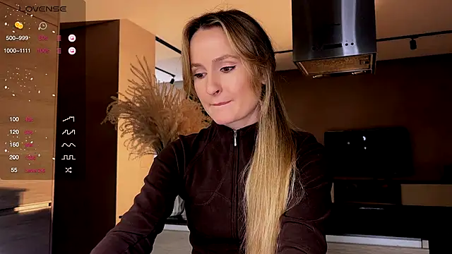 Peach  juice online show from December 4, 2024, 5:33 pm