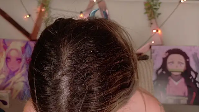 AmbarHills 1 online show from April 14, 2026, 11:38 am