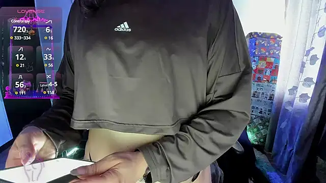 cocochanell6666 online show from December 24, 2024, 9:55 pm