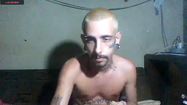 Snapshot of sellvageria chatting on April 26, 2026, 11:57 pm sellvageria online show from April 26, 2026, 11:57 pm
