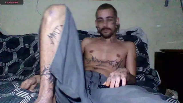 Snapshot of sellvageria chatting on June 3, 2026, 12:02 am sellvageria online show from June 3, 2026, 12:02 am