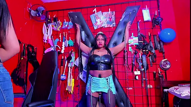 Madame pain  online show from December 14, 2024, 1:38 pm