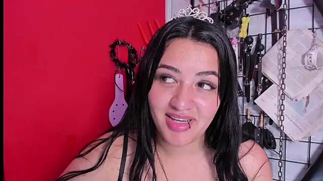 Madame pain  online show from March 3, 2025, 6:12 pm