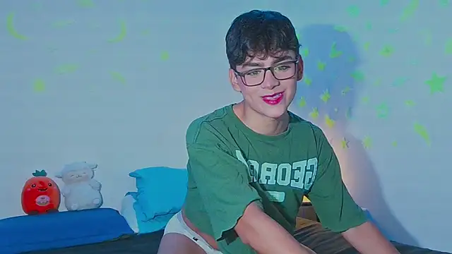 arnold laurent  online show from December 2, 2024, 11:51 pm