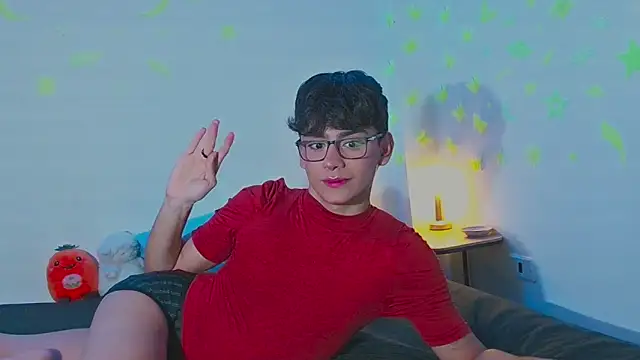 arnold laurent  online show from December 5, 2024, 8:11 pm