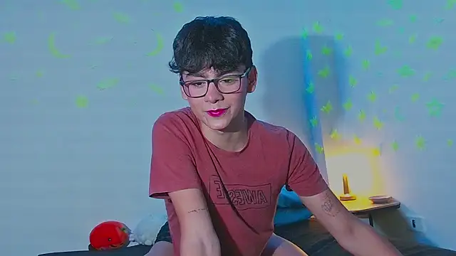 arnold laurent  online show from December 6, 2024, 11:14 pm