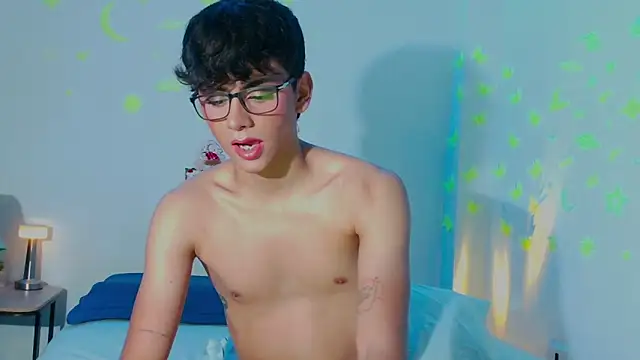 arnold laurent  online show from December 17, 2024, 4:12 am