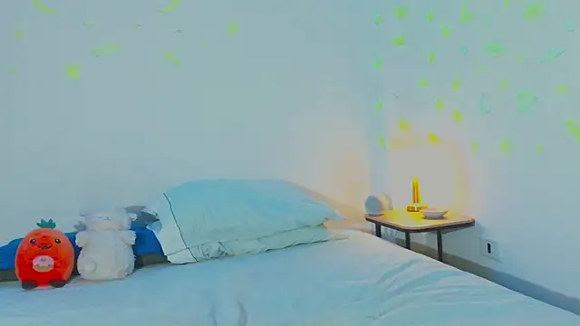 arnold laurent  online show from February 9, 2025, 11:57 pm