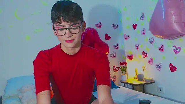 arnold laurent  online show from February 13, 2025, 9:27 pm