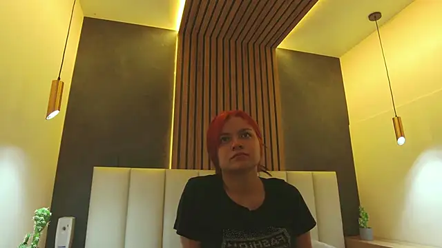 AbbyWathson online show from January 31, 2025, 7:40 pm