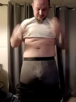 whyteguy410 online show from December 30, 2024, 5:04 am