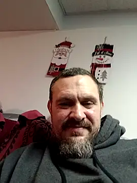 whyteguy410 online show from December 17, 2025, 1:55 am