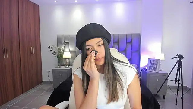 Abella ruiz online show from February 26, 2025, 1:19 pm