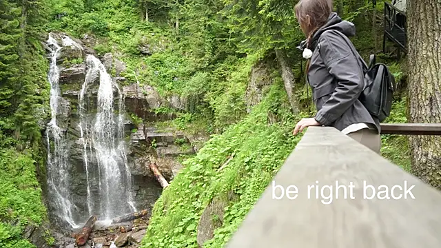 Victoria1Love online show from April 22, 2026, 10:17 am