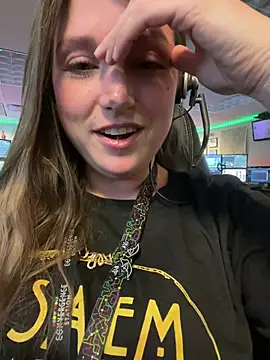 mirannacult online show from December 22, 2024, 7:44 am