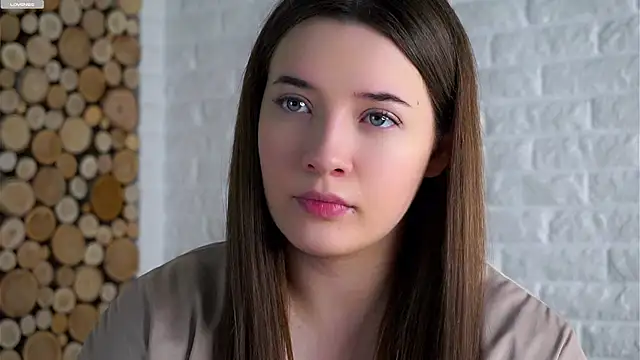 LowOncoming online show from February 6, 2026, 1:43 am