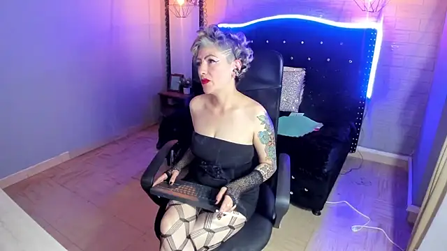 Maria fernandaxxx  online show from January 11, 2025, 6:56 am