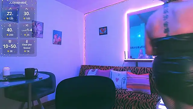 Maria fernandaxxx  online show from September 11, 2025, 9:48 pm