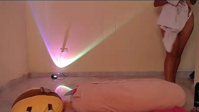  maiahairy  online show from January 21, 2025, 1:11 pm