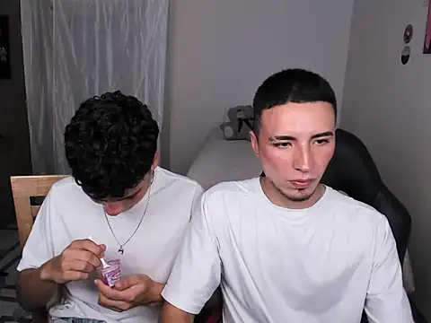 sweet boys xx online show from March 18, 2025, 3:53 am