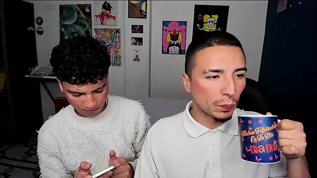 sweet boys xx online show from October 4, 2025, 4:32 am