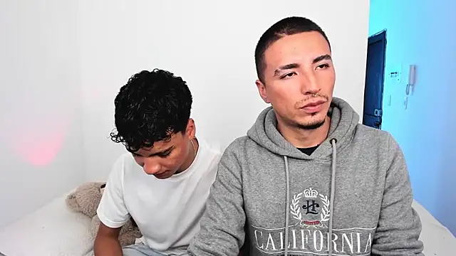 sweet boys xx online show from October 25, 2025, 6:13 pm