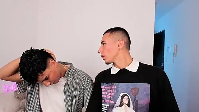 sweet boys xx online show from November 14, 2025, 12:37 pm