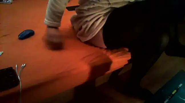 eblata04 online show from December 13, 2024, 9:41 pm