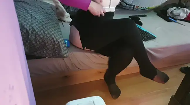 eblata04 online show from March 4, 2025, 12:39 am