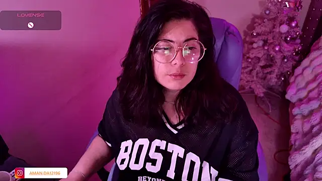 Snapshot of Azamy-12 chatting on January 7, 2026, 9:34 am Azamy-12 online show from January 7, 2026, 9:34 am