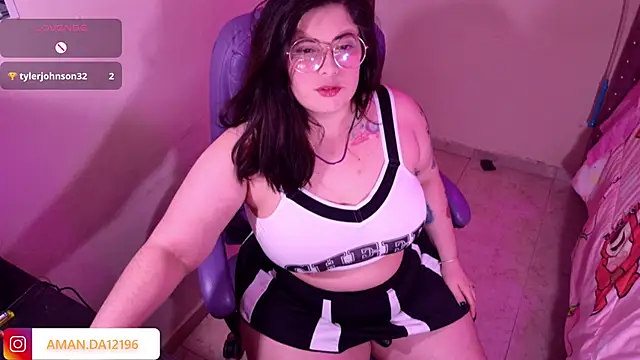 Snapshot of Azamy-12 chatting on January 16, 2026, 6:06 am Azamy-12 online show from January 16, 2026, 6:06 am