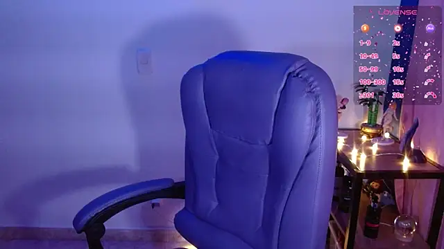 Snapshot of Azamy-12 chatting on February 10, 2026, 5:33 am Azamy-12 online show from February 10, 2026, 5:33 am