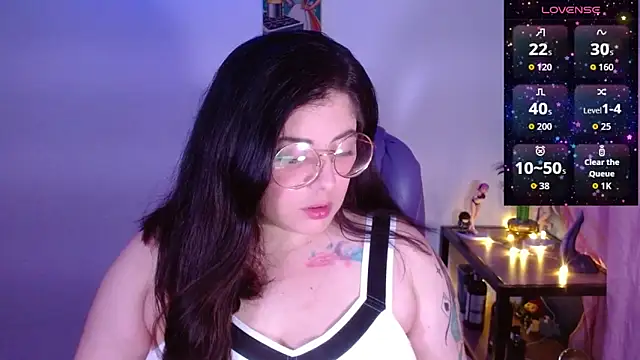 Snapshot of Azamy-12 chatting on February 12, 2026, 4:40 am Azamy-12 online show from February 12, 2026, 4:40 am