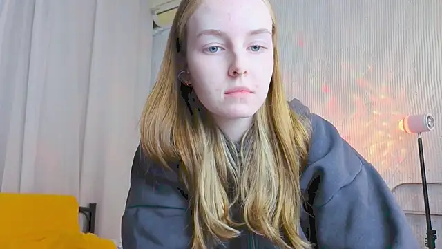 Wild  flowers online show from April 20, 2026, 4:43 pm