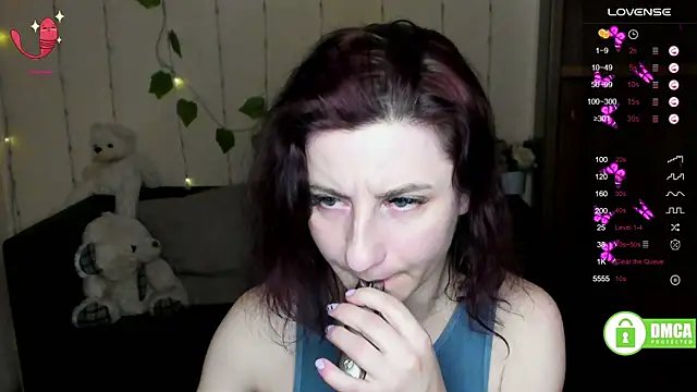 Muse kitty jenia online show from February 14, 2025, 2:18 am