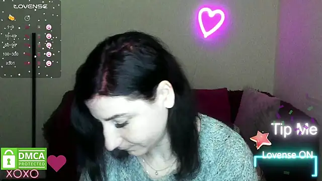 Muse kitty jenia online show from November 16, 2025, 6:30 am