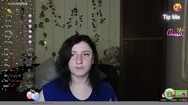 Snapshot of Muse_kitty_jenia chatting on June 14, 2026, 5:31 am Muse kitty jenia online show from June 14, 2026, 5:31 am