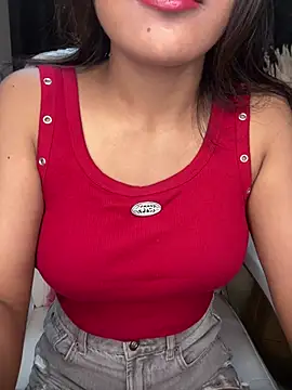 LeisyXO online show from January 7, 2025, 6:56 pm