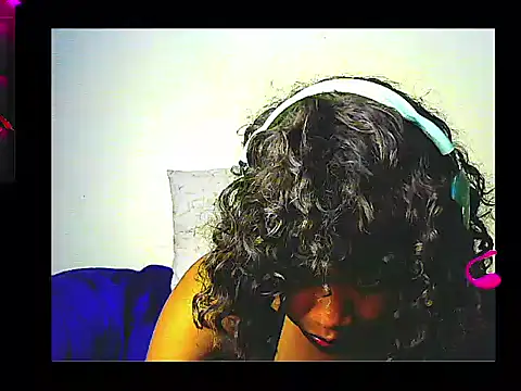 lilylovexx online show from September 22, 2025, 8:05 am