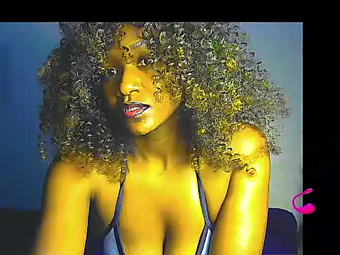 Snapshot of lilylovexx chatting on May 8, 2026, 12:10 pm lilylovexx online show from May 8, 2026, 12:10 pm