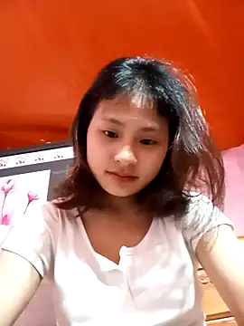 trieungoclnt online show from March 3, 2025, 3:09 pm